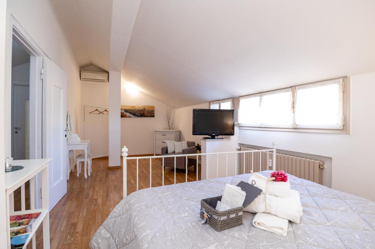 ורונה Attico Quarto Di Luna מראה חיצוני תמונה